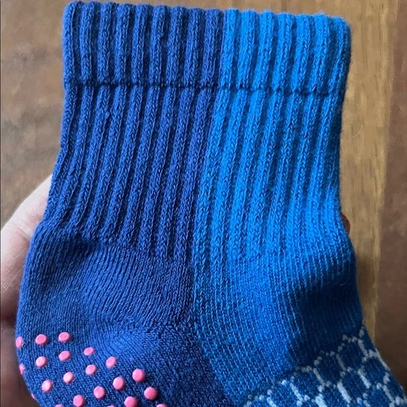 New 2 pair limited edition Bombas Grover - Picture 5 of 5